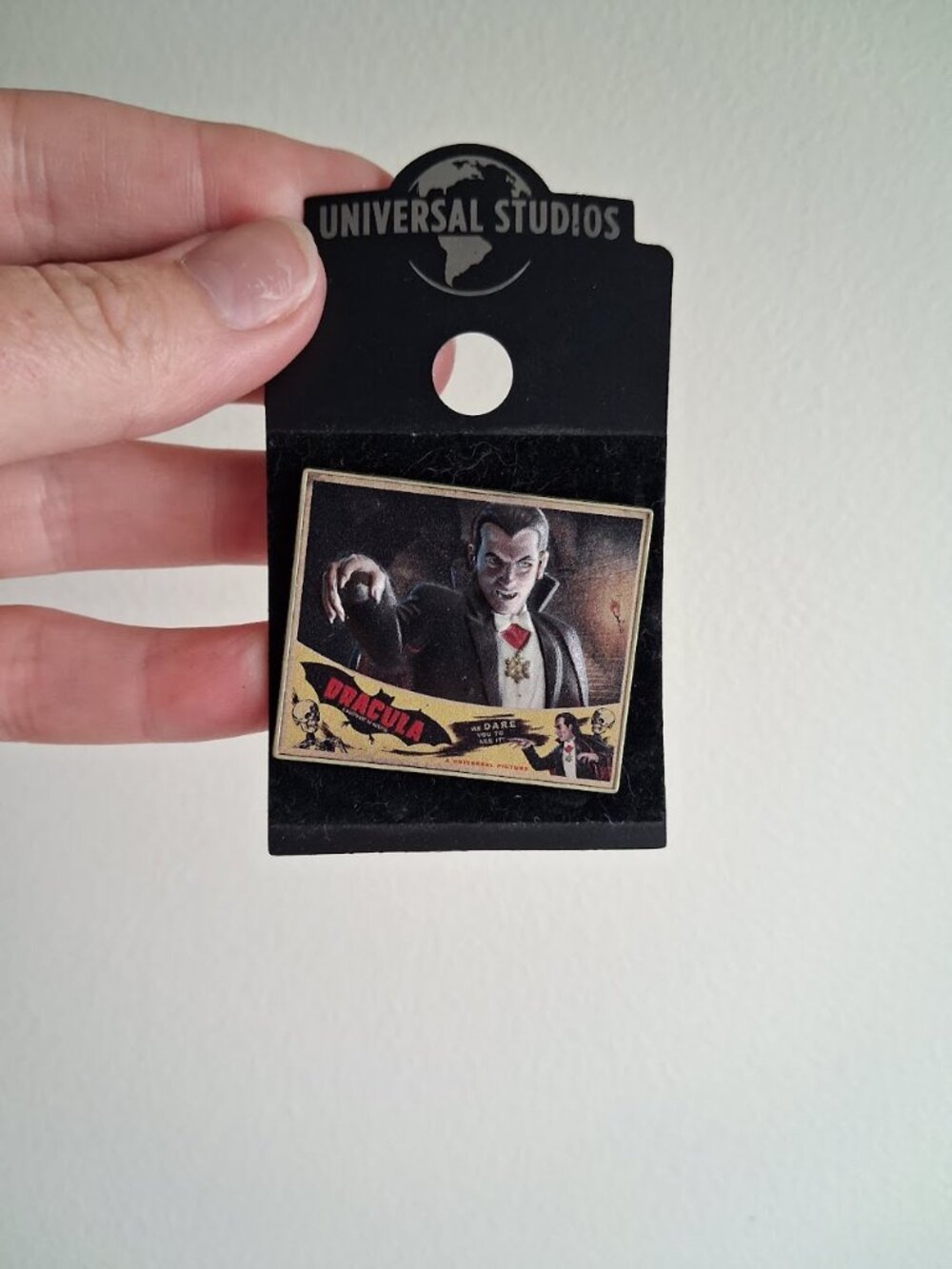 Rare Universal Studios Dracula Monster pin